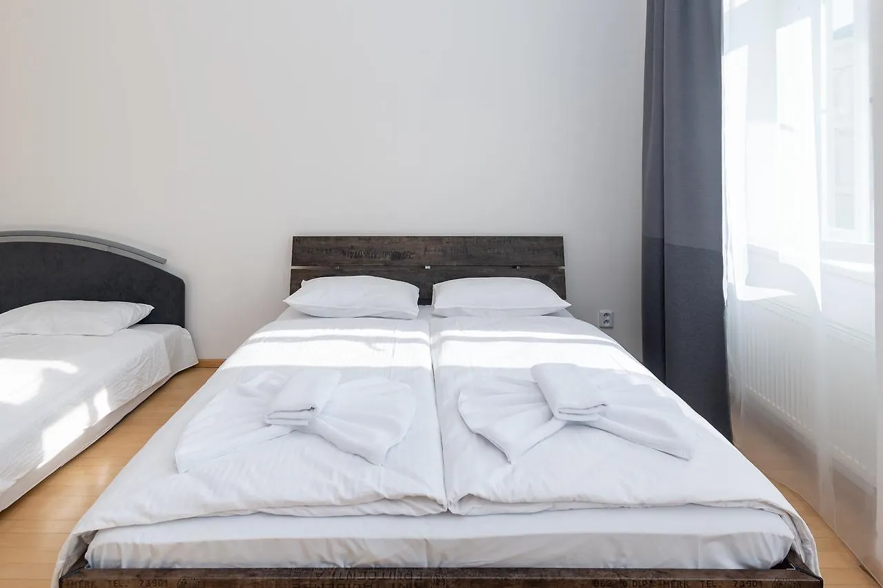 Spacious Apartments In The Heart Of Prague 0*,